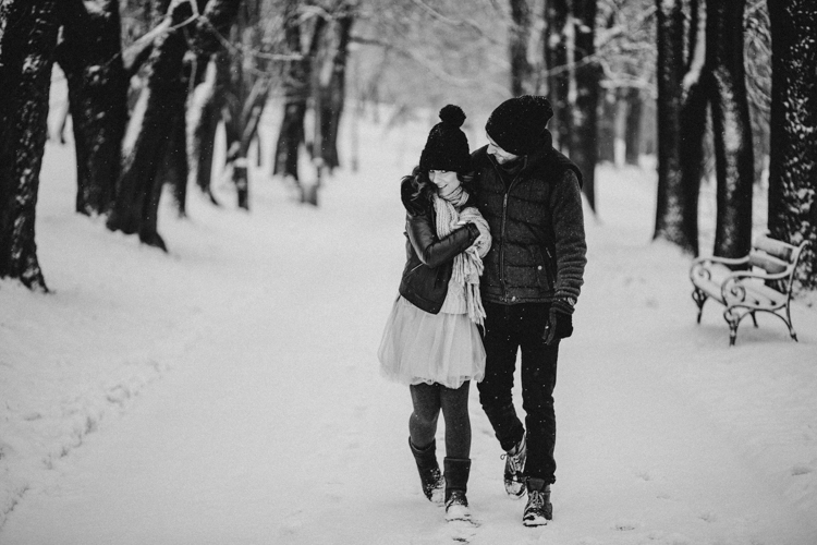 sesja narzeczeńska w zimie