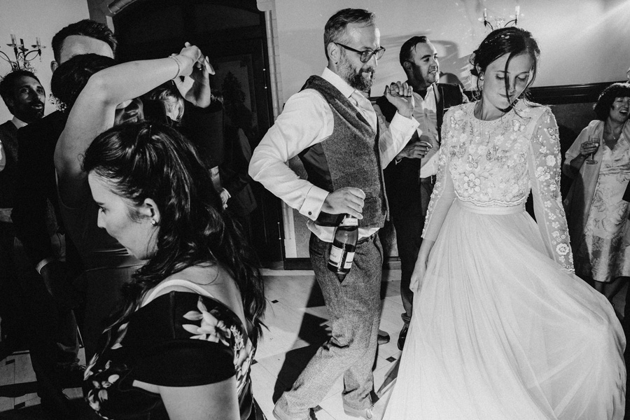 naturalne zdjęcia ślubne