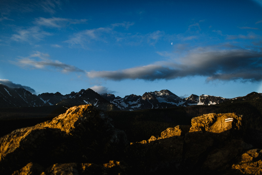 sesja ślubna o wschodzie słońca