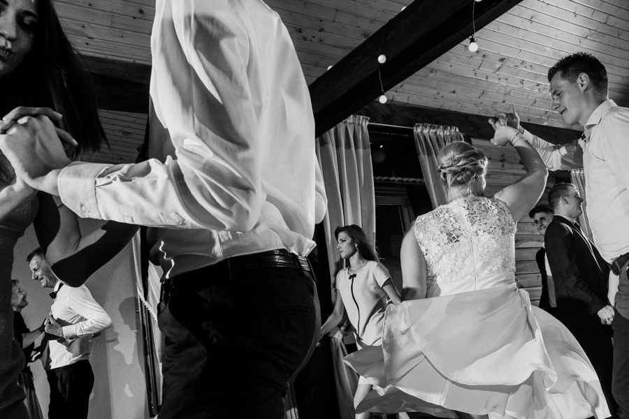 ślub w zielonym wzgórzu