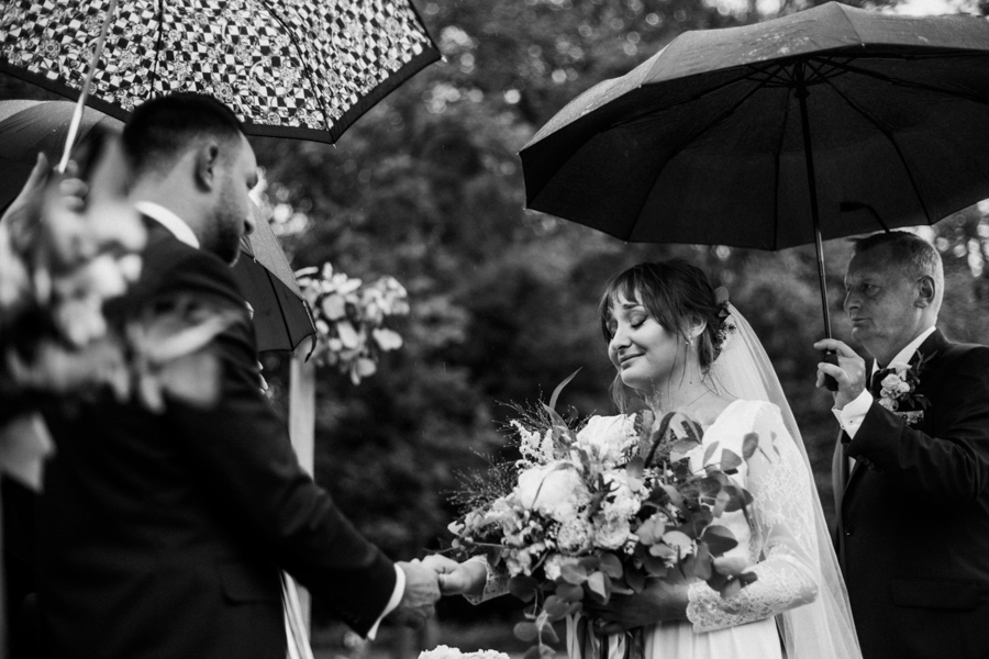 plenerowy ślub pod Warszawą