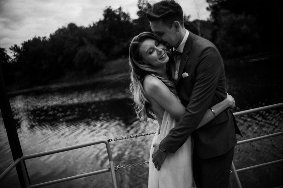 ślub w Winiarni nad jeziorem