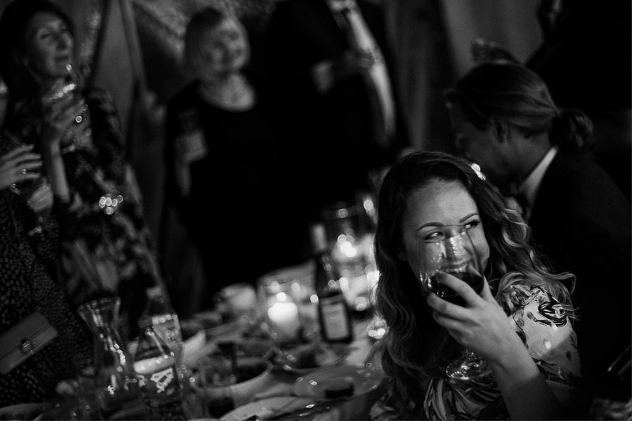 ślub w Winiarni nad jeziorem