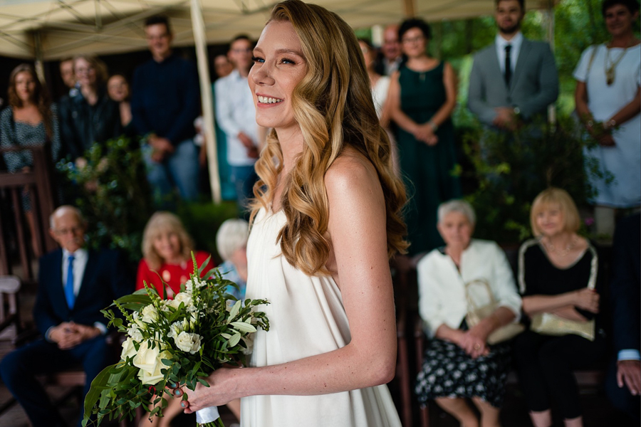 plenerowy ślub nad jeziorem