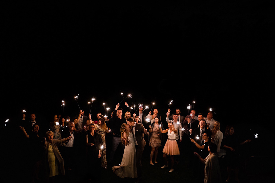 kameralny ślub nad jeziorem