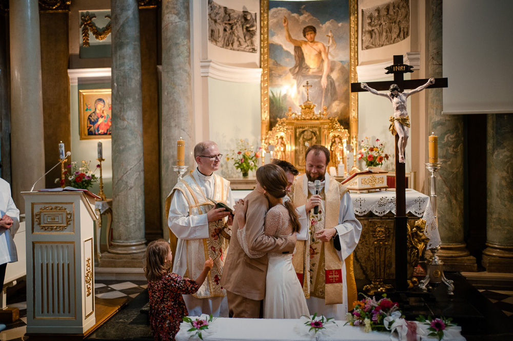 naturalne zdjęcia ślubne